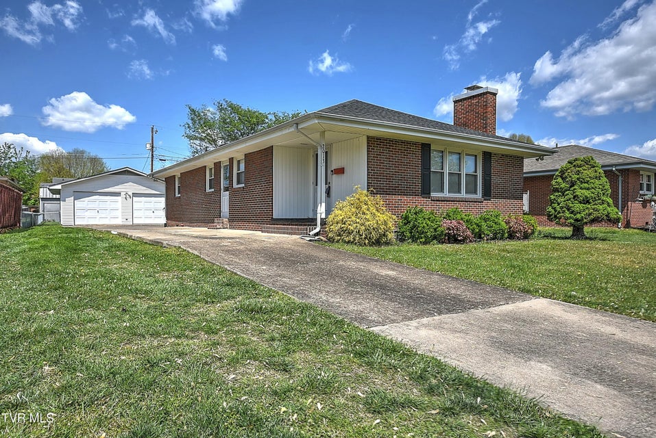 Photo #39: 2013 Hermitage Drive