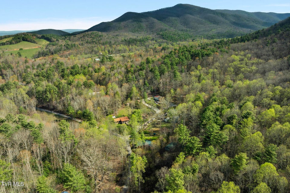 Photo #42: 445 & 475 Log Cabin Road