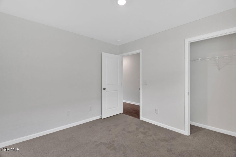 Photo #9: 349 Arrowhead Drive