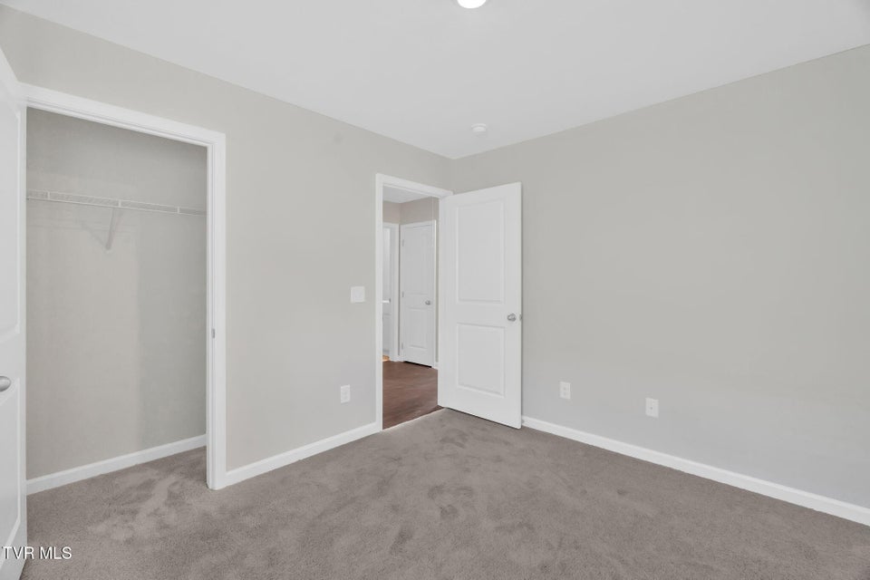 Photo #11: 349 Arrowhead Drive
