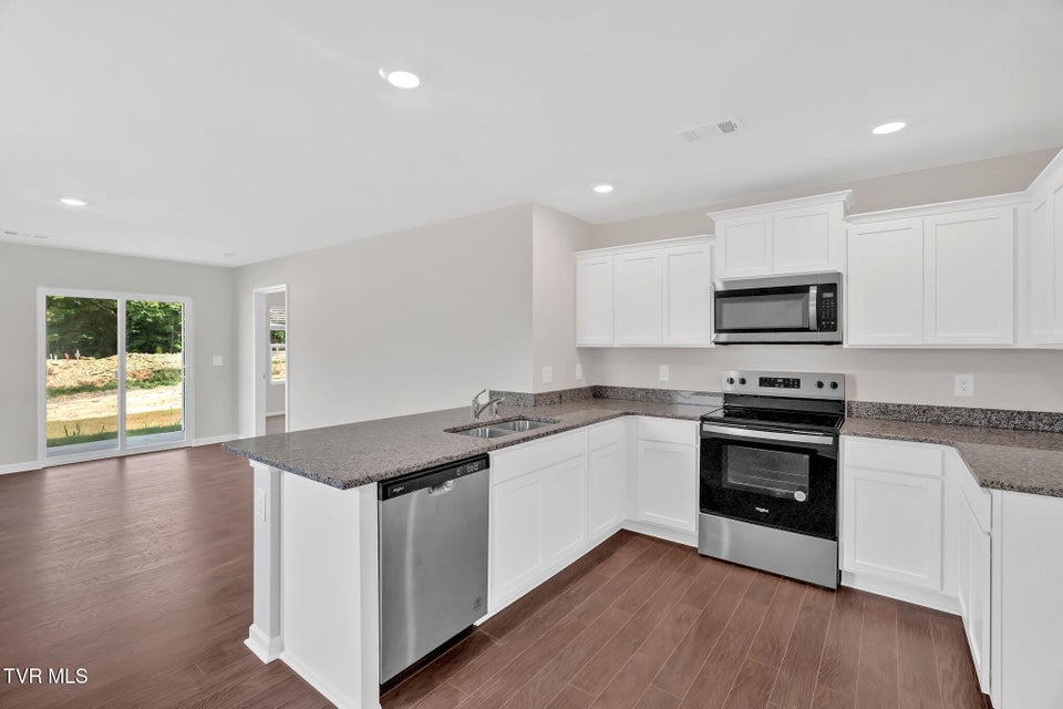 Photo #12: 349 Arrowhead Drive