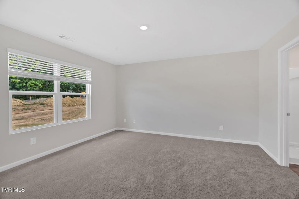 Photo #18: 349 Arrowhead Drive