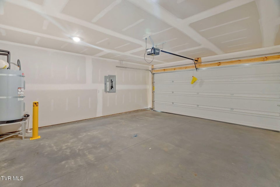 Photo #23: 349 Arrowhead Drive