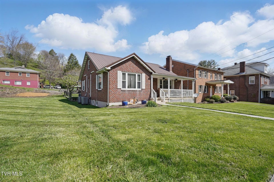 Photo #3: 1124 Virginia Avenue
