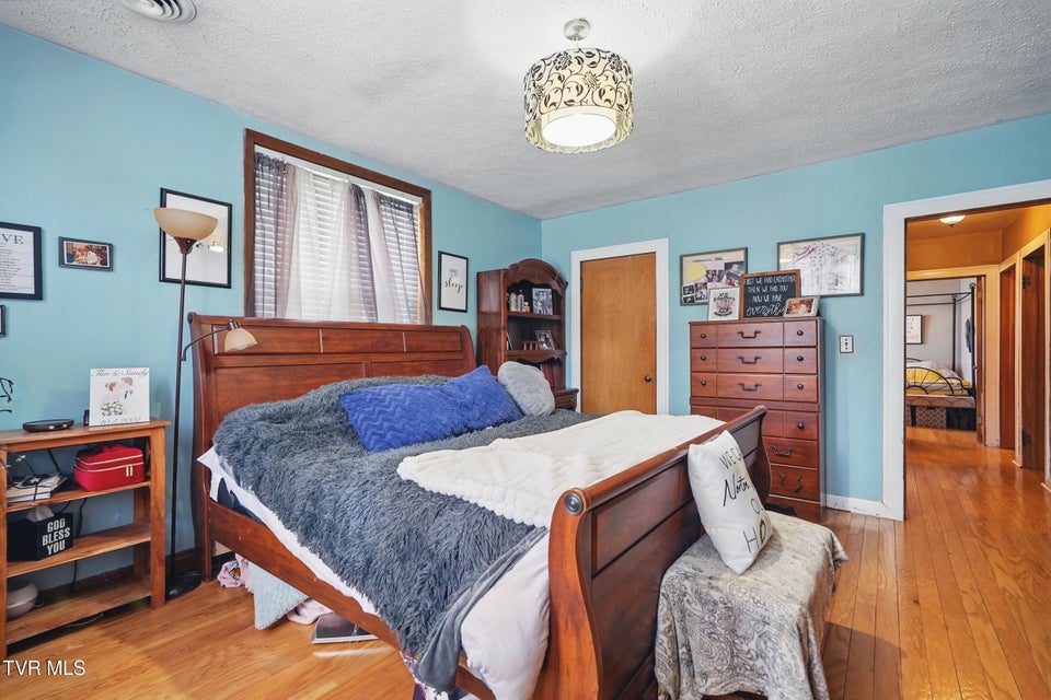 Photo #14: 1124 Virginia Avenue