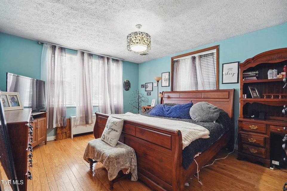 Photo #13: 1124 Virginia Avenue
