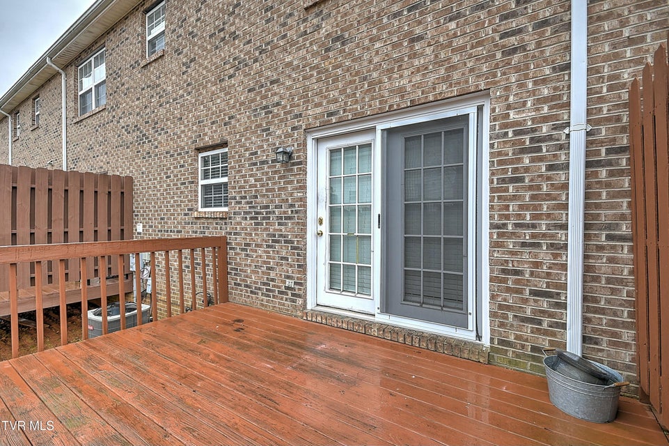 Photo #35: 305 Waterford Court