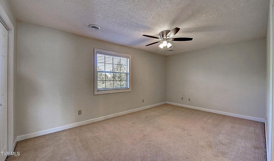Photo #28: 820 Liberty Bell Boulevard