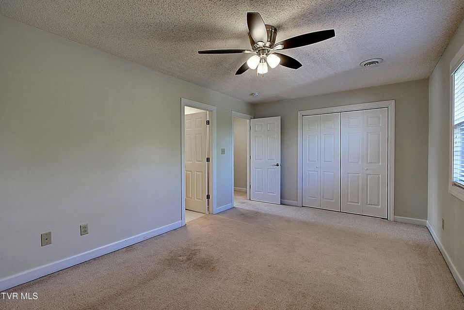 Photo #29: 820 Liberty Bell Boulevard