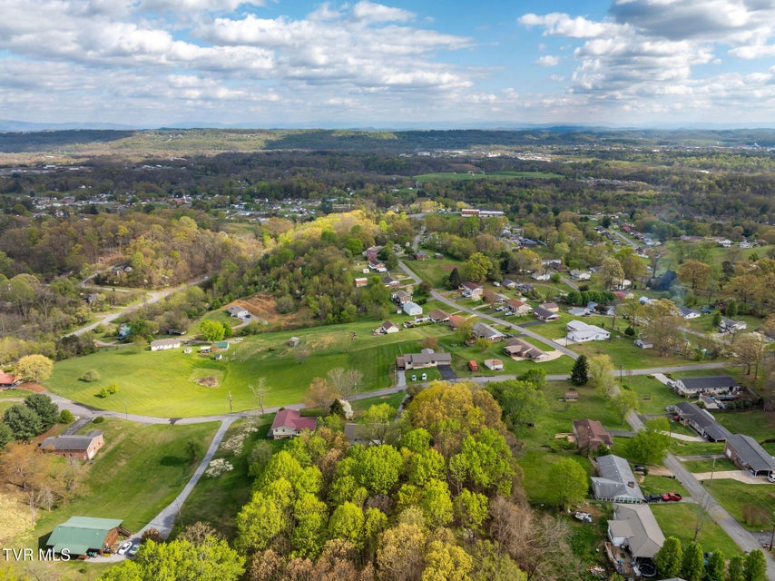 Photo #4: 1606 Sky View Drive