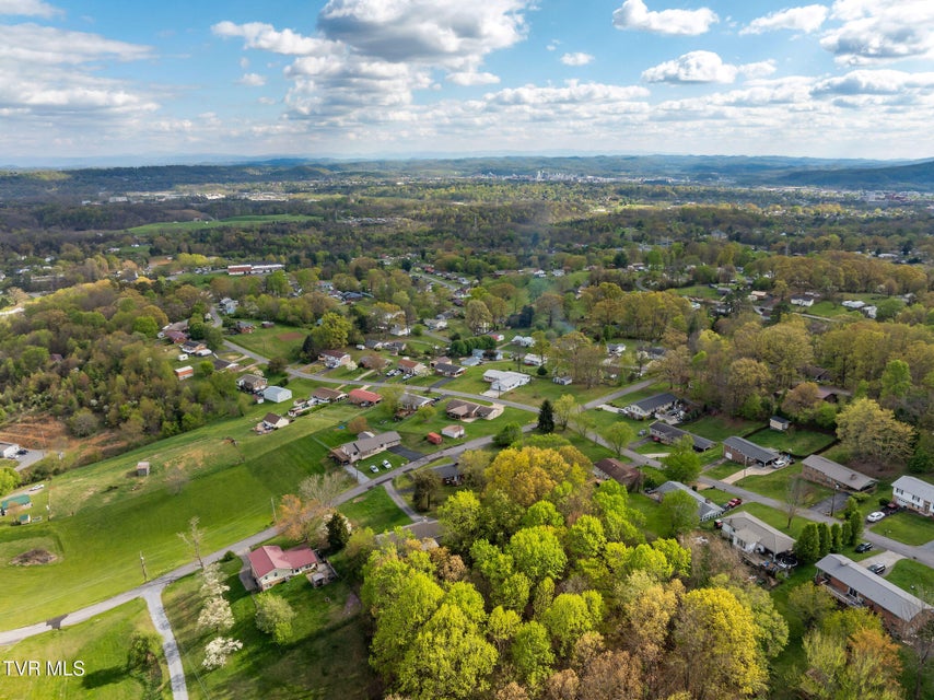 Photo #5: 1606 Sky View Drive