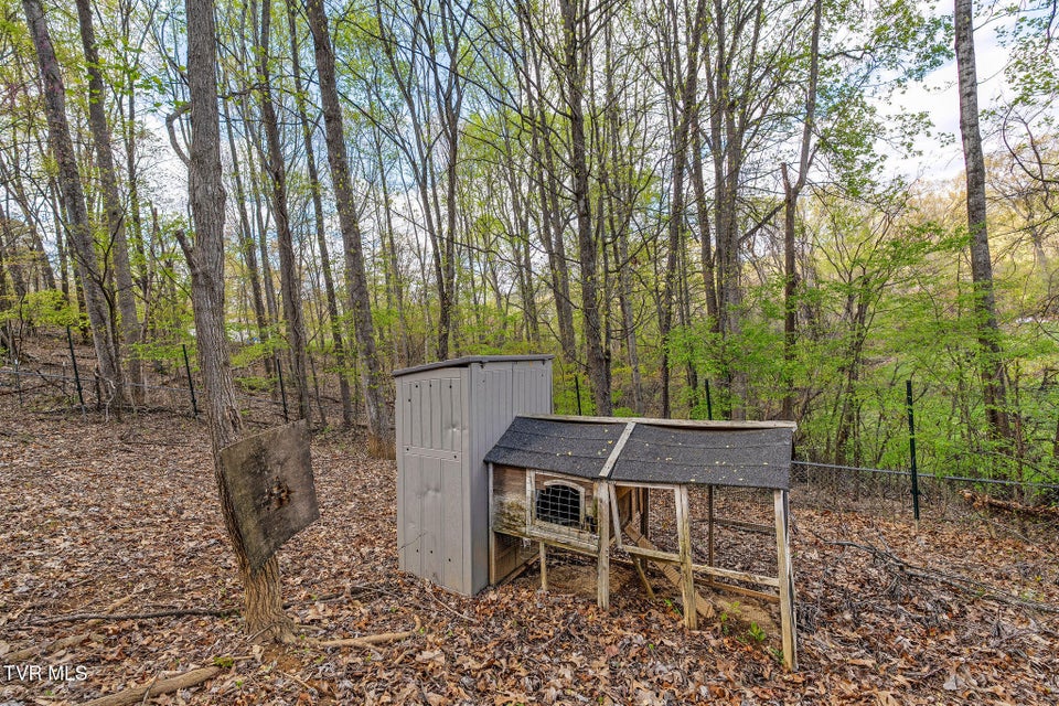Photo #24: 1606 Sky View Drive