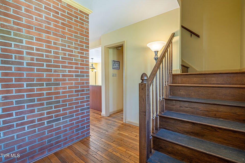 Photo #4: 122 Stonewall Heights