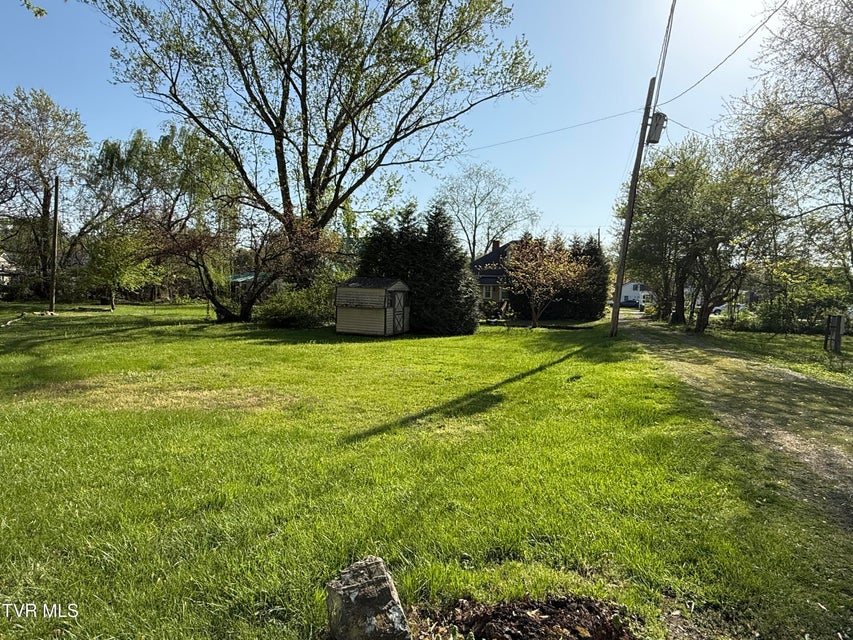 Photo #6: 214 Sycamore Street