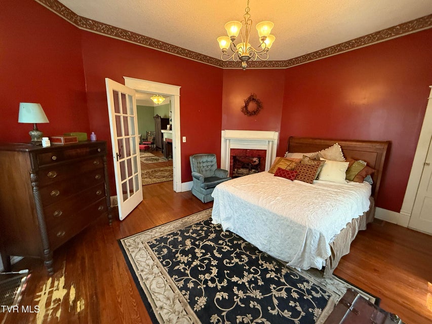Photo #15: 214 Sycamore Street