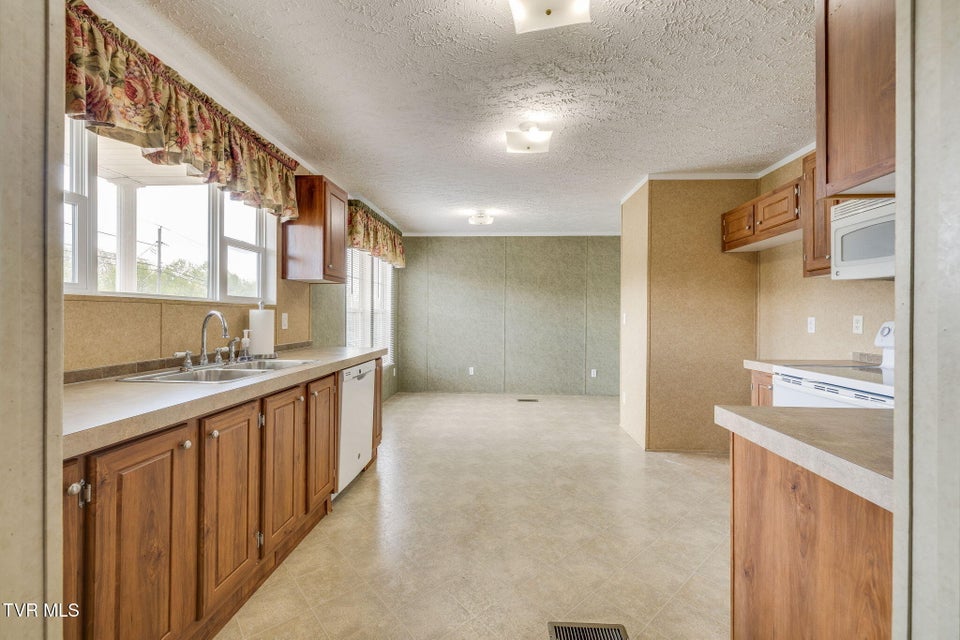 Photo #6: 2847 Carrollwood Heights Road