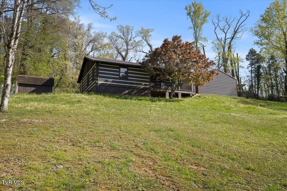 Photo #2: 410 Cliffwood Drive