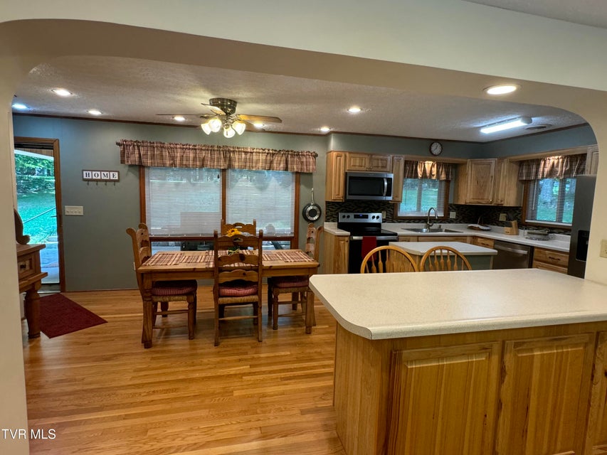 Photo #9: 355 Holston Drive