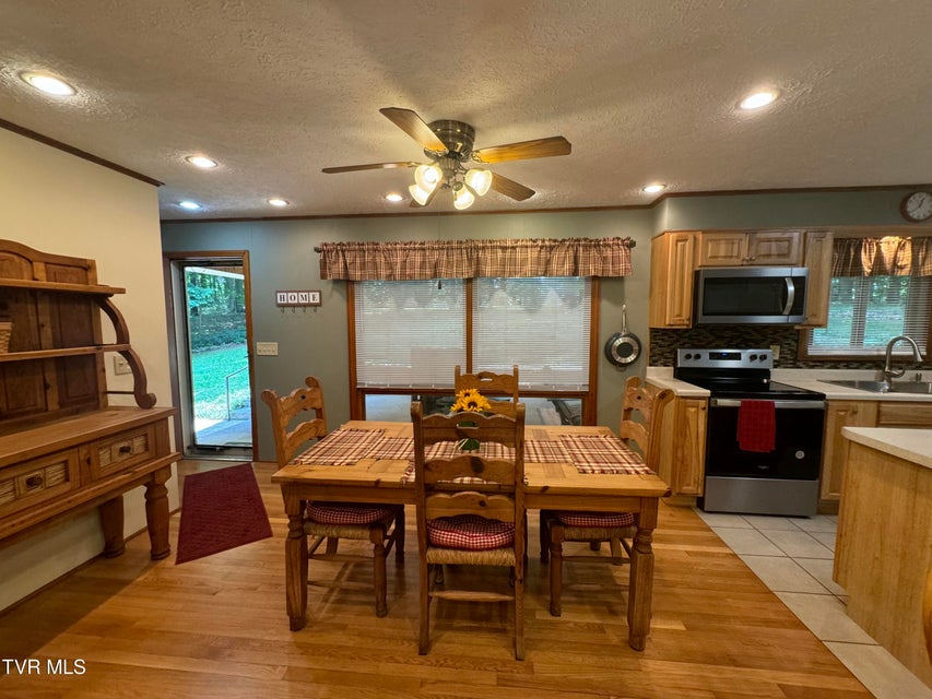 Photo #10: 355 Holston Drive