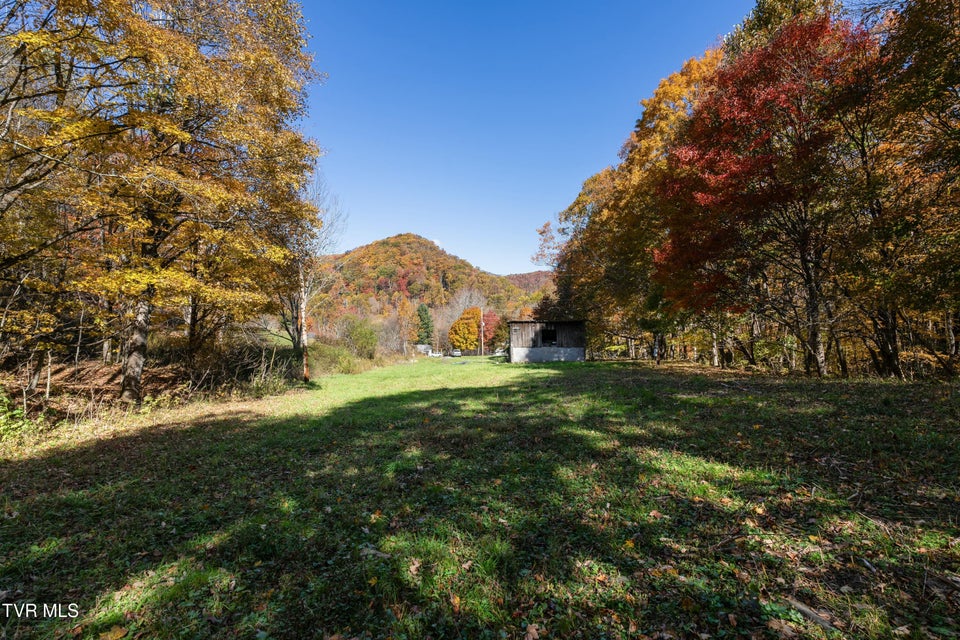 Photo #8: 140 Doe Lane
