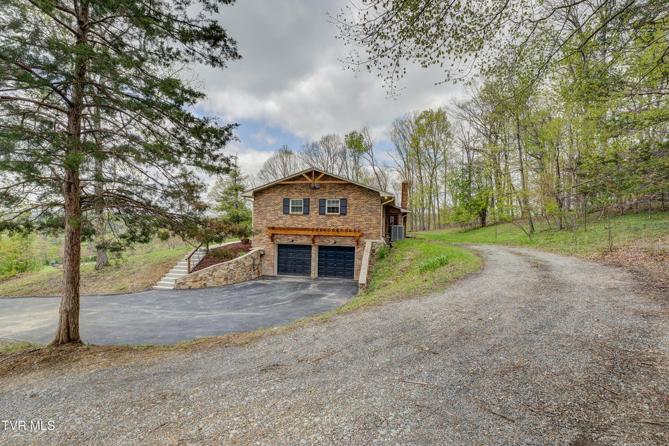 Photo #3: 368 New Hope Road