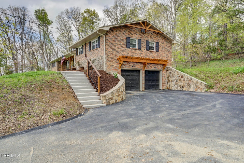 Photo #4: 368 New Hope Road