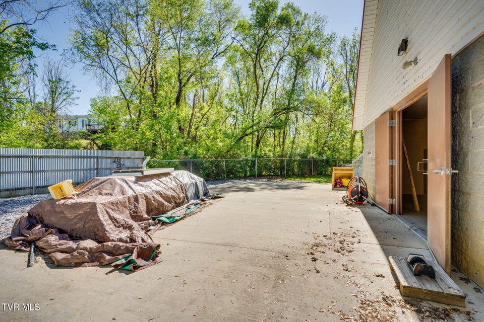 Photo #28: 1045 Wilcox Drive