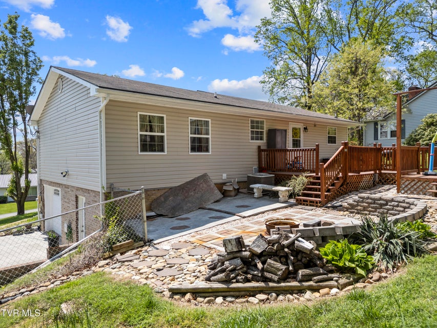 Photo #29: 207 Dogwood Drive