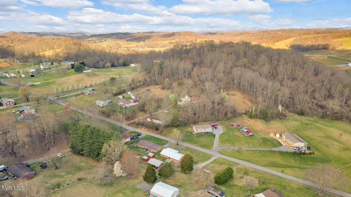 Photo #32: 352 Deck Valley Lane