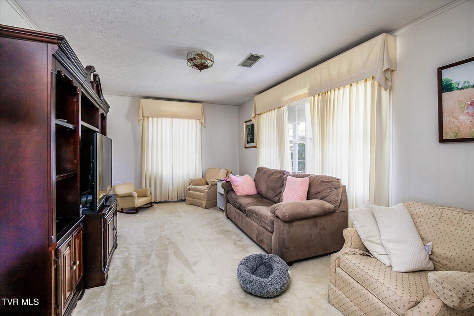 Photo #5: 1220 Kingston Court