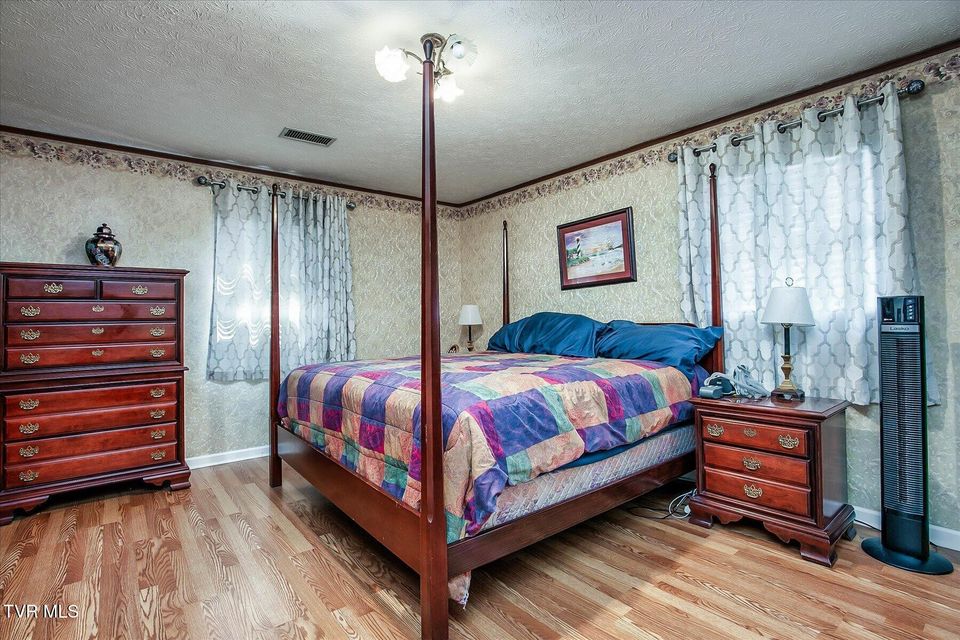 Photo #19: 1220 Kingston Court