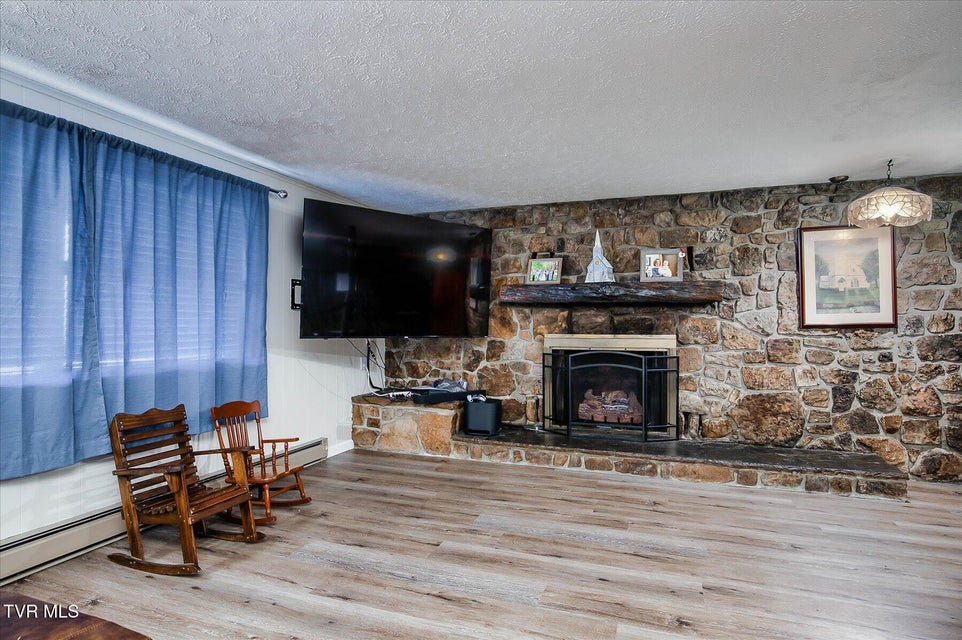 Photo #25: 1220 Kingston Court