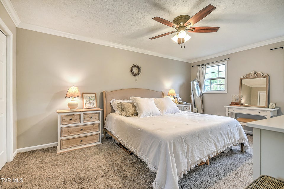 Photo #25: 3700 Deepwood Drive