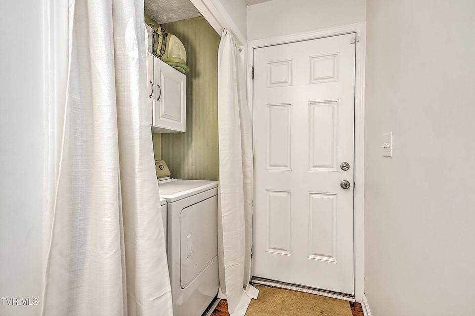 Photo #20: 3700 Deepwood Drive