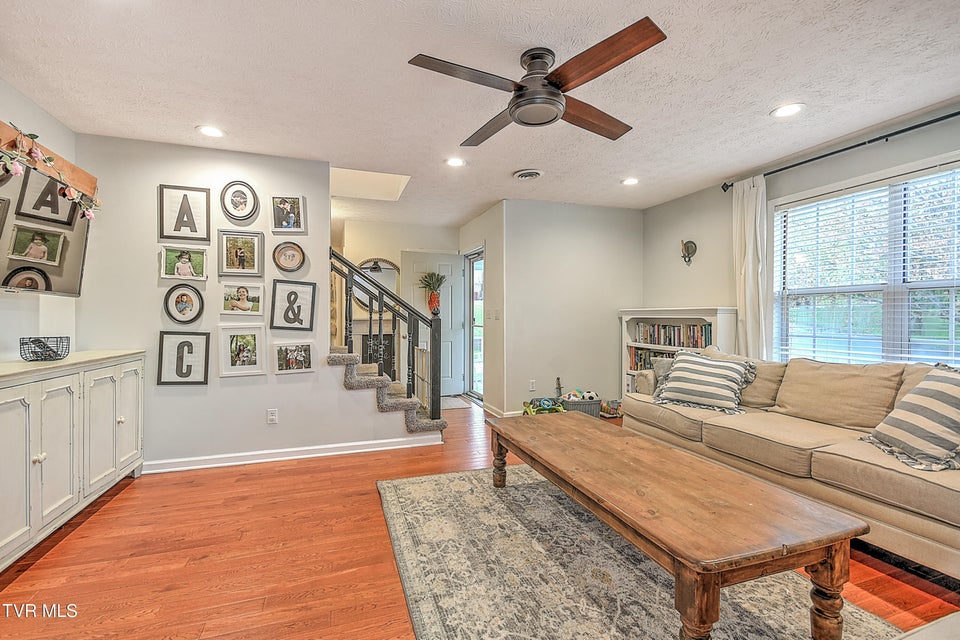 Photo #9: 3700 Deepwood Drive