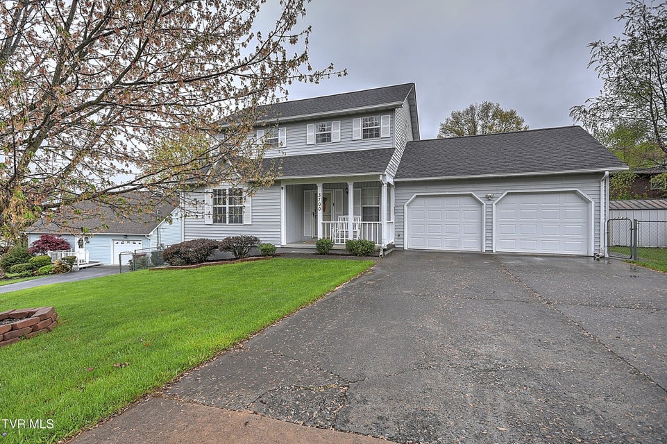 Photo #41: 3700 Deepwood Drive