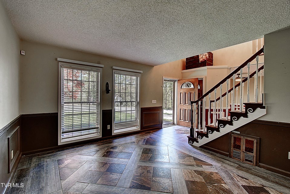 Photo #9: 455 Carlton Road