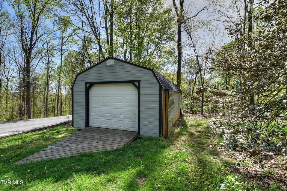 Photo #47: 455 Carlton Road