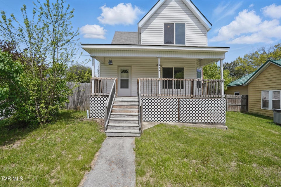 Photo #28: 1133 Hill Street
