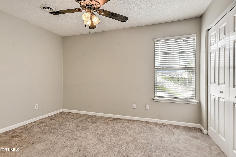 Photo #18: 12 Pepper Ridge Court