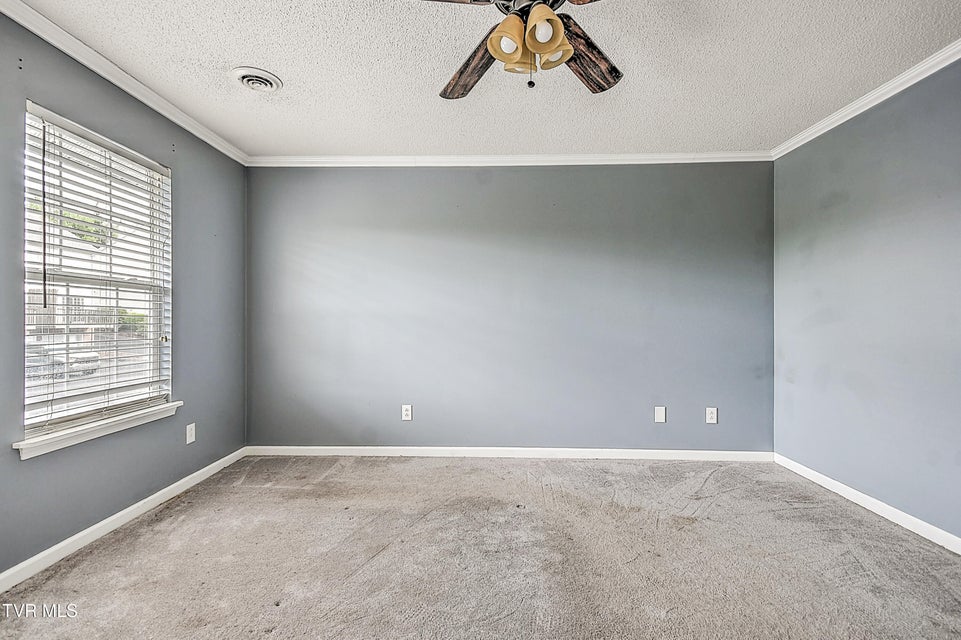 Photo #23: 12 Pepper Ridge Court