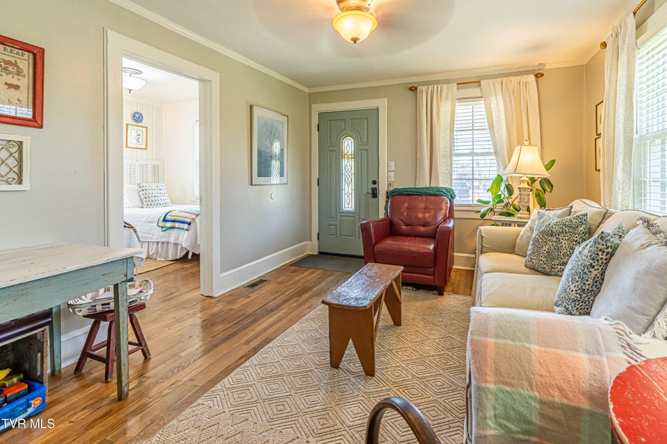 Photo #6: 313 Tanner Street