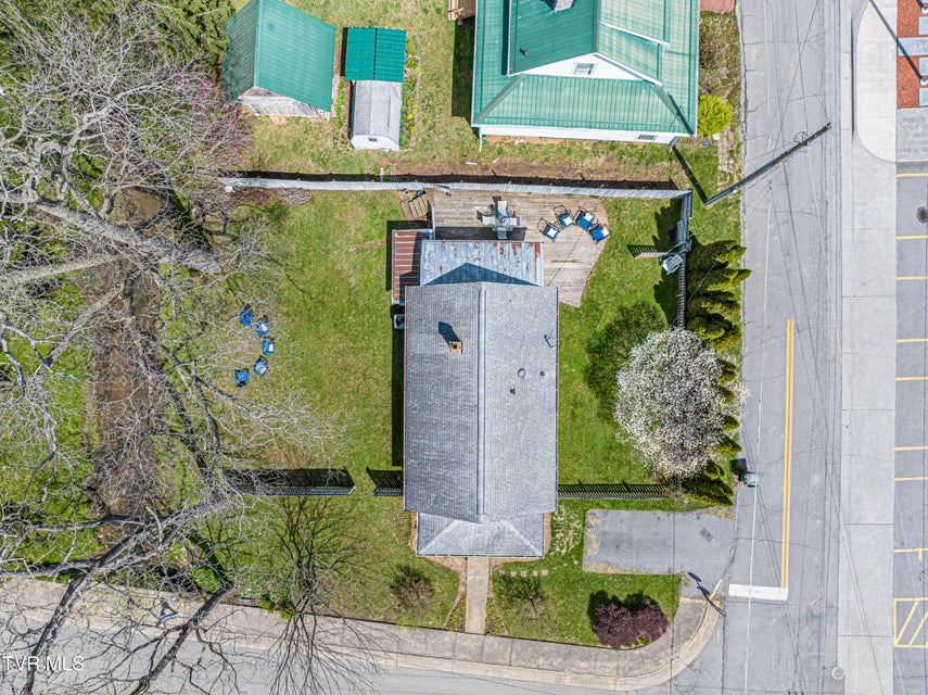 Photo #58: 313 Tanner Street