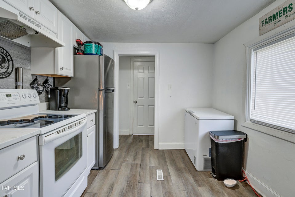 Photo #15: 1712 Mcgee Street