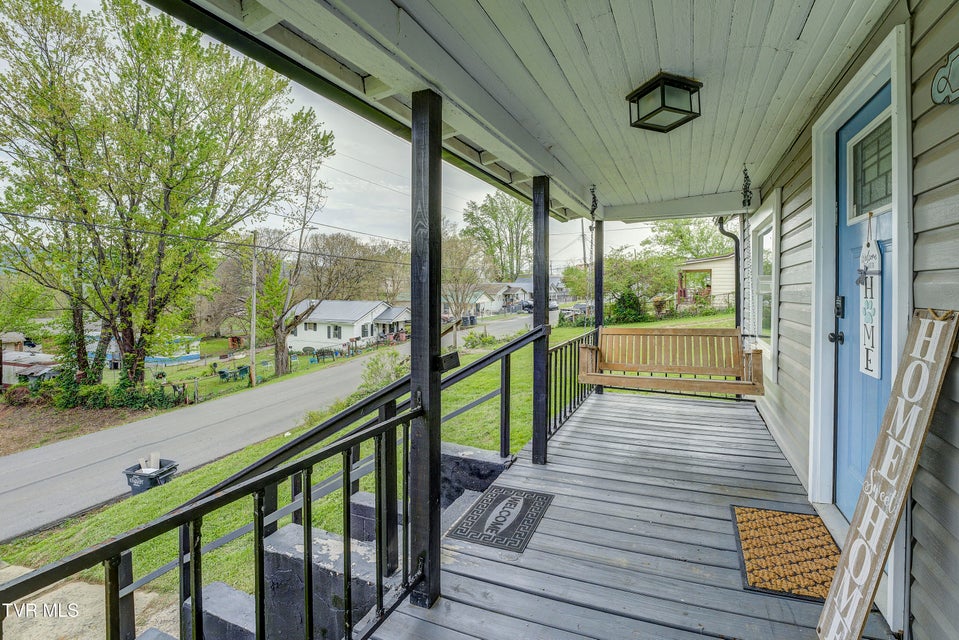 Photo #4: 1712 Mcgee Street