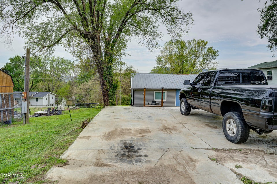 Photo #20: 1712 Mcgee Street