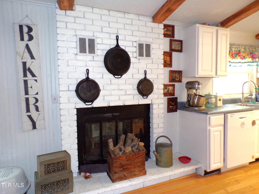 Photo #22: 3500 Glen Echo Drive