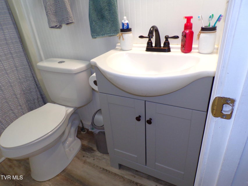 Photo #35: 3500 Glen Echo Drive