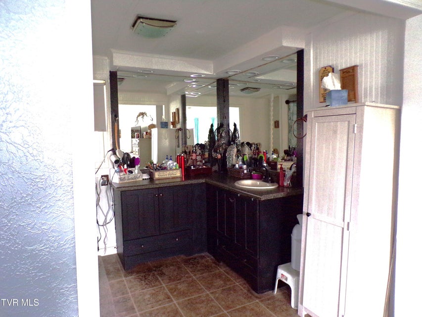 Photo #31: 3500 Glen Echo Drive