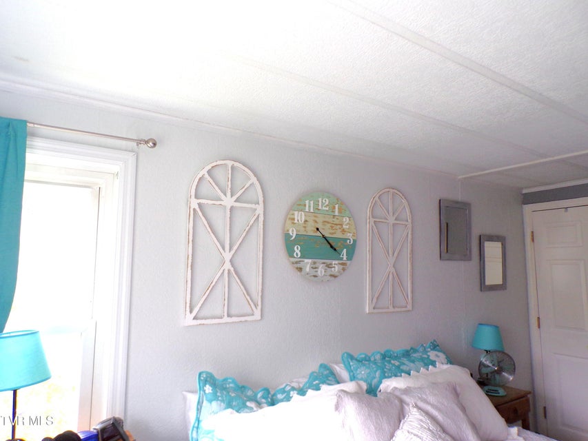 Photo #29: 3500 Glen Echo Drive